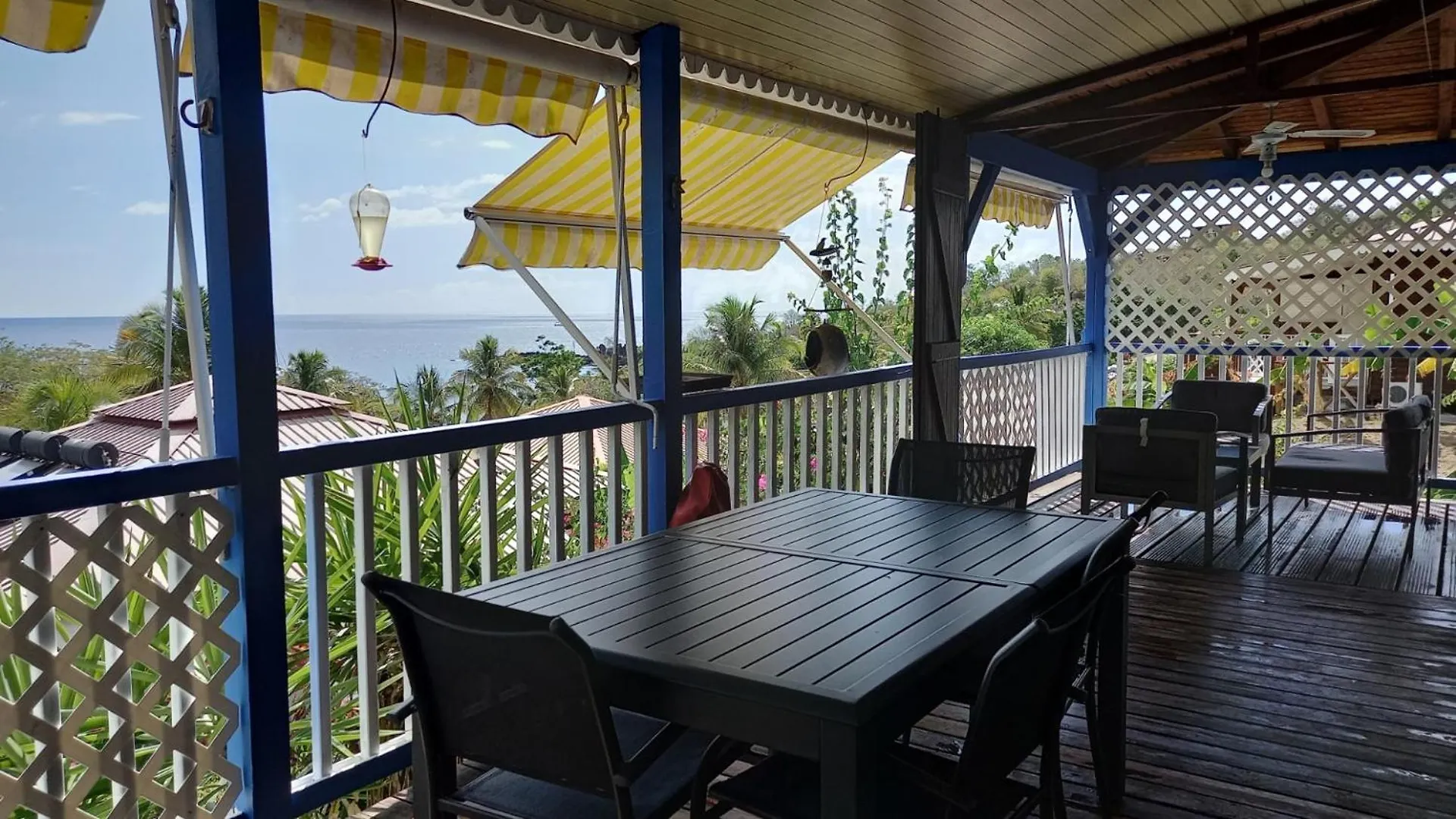 Le Fregate ,Belle Vue Mer , 150M De La Plage, Spa Prive Bouillante Holiday home